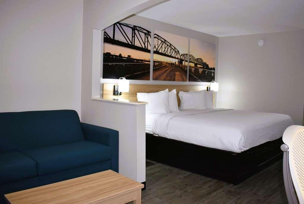 Day North Little Rock/ Maumell Hotel Room photo